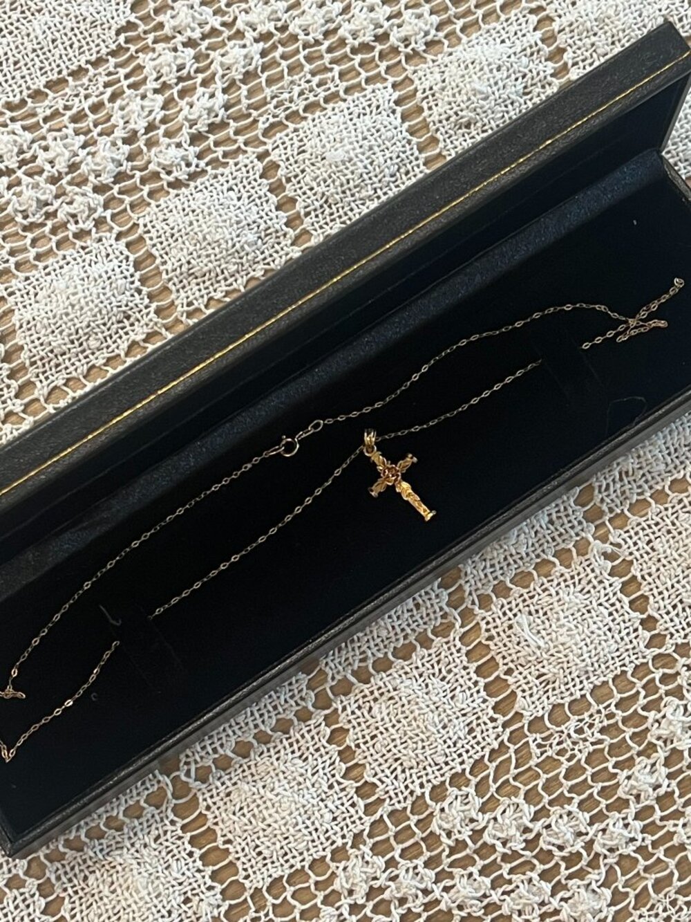 14K Solid Gold Christian Cross Pendant Necklace